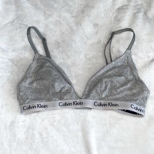 Calvin Klein Sports Bra